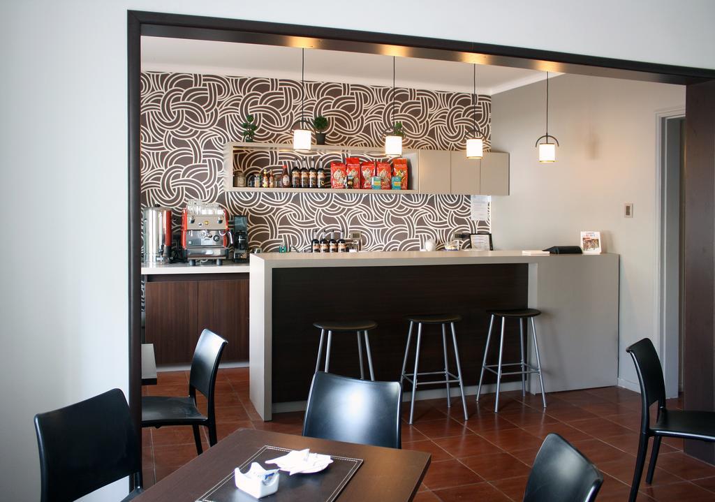 Hostal Buro กอนเซปซิออน ภายนอก รูปภาพ